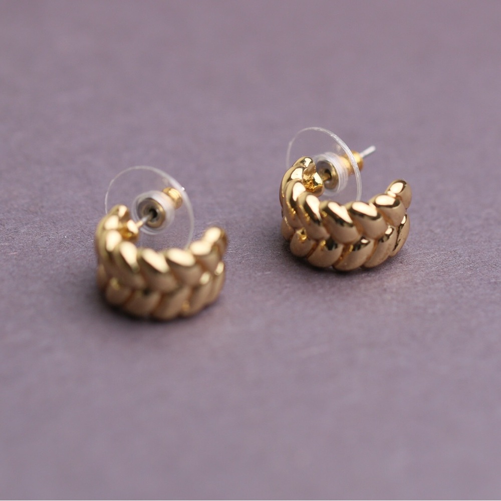 Mignonne Gavigan Gold Huggie